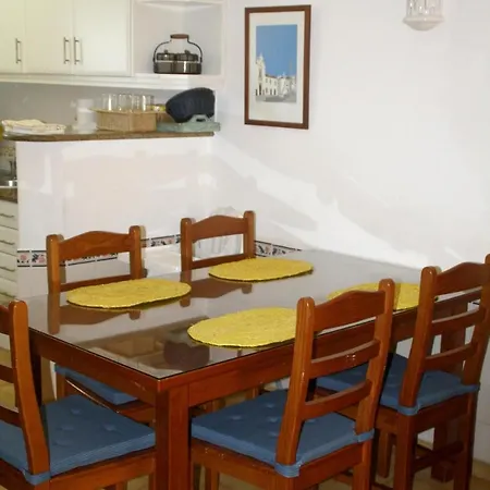 With 2 Bedrooms In Porches, With Pool Access And Furnished Garden -... Daire