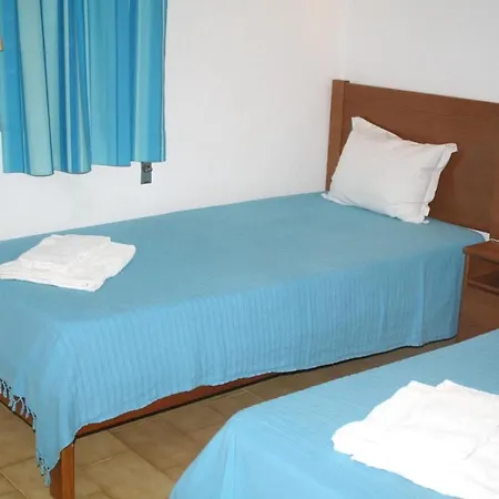Apartment With 2 Bedrooms In Porches, With Pool Access And Furnished Garden -... *